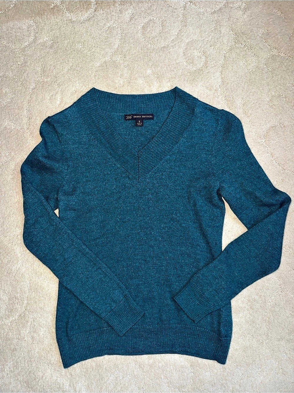 Brooks Brothers Women’s V-Neck Merino Wool Sweater Size Extra Small